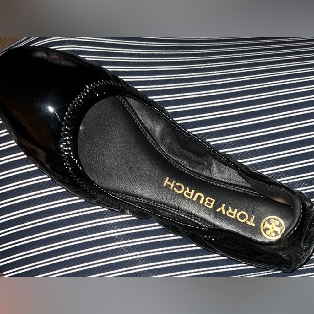 New Tory Burch Eddie Ballet Flat leather upper&lining brand new with box Size 8